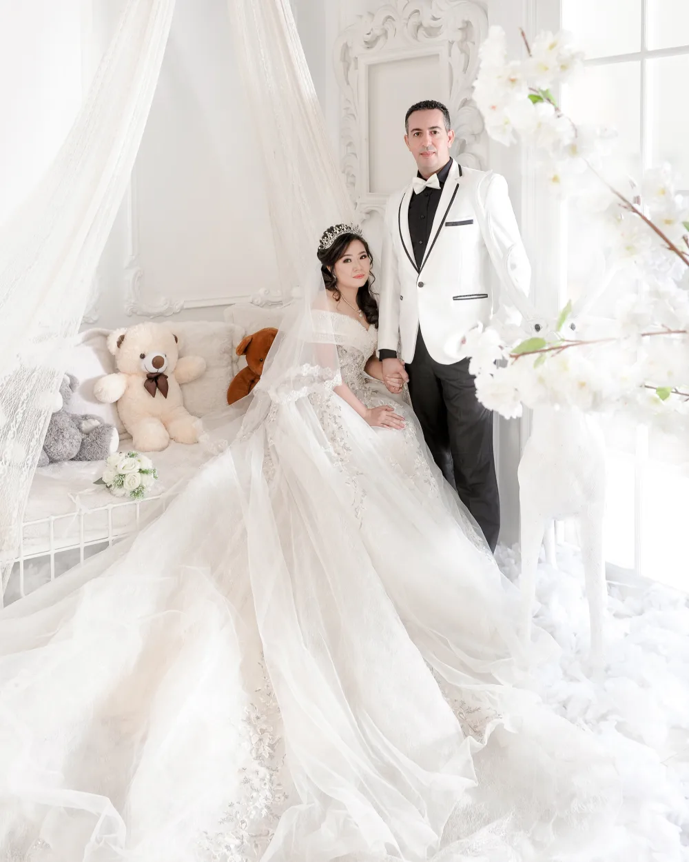 Ms.Wenny & Mr.Benny
